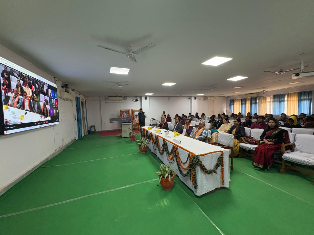 57d07d8b-6a4e-491e-b3cc-8345bcc9d69b